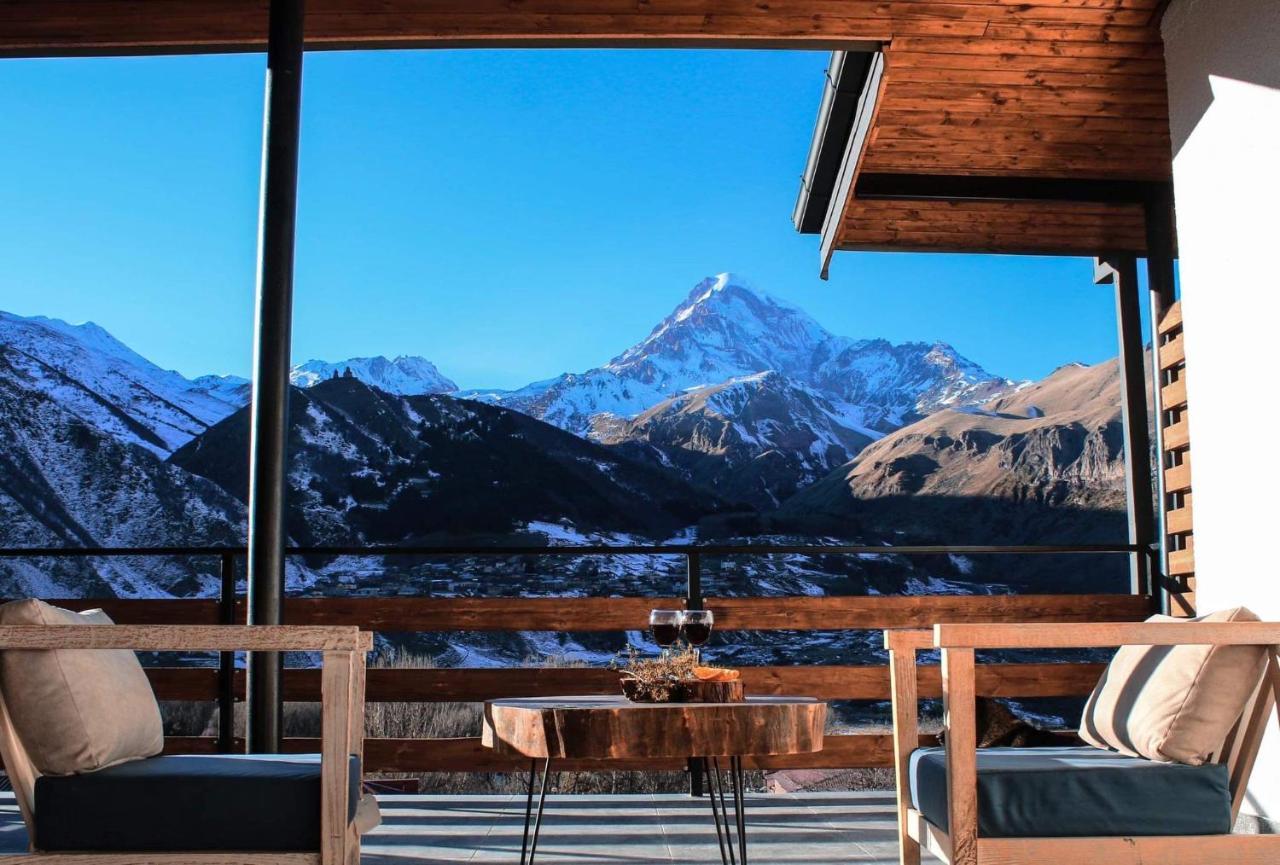 Capra Hotel Kazbegi Exterior foto