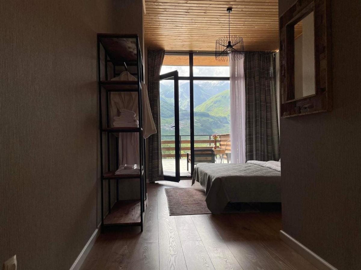Capra Hotel Kazbegi Exterior foto