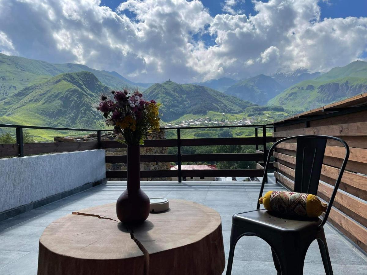 Capra Hotel Kazbegi Exterior foto