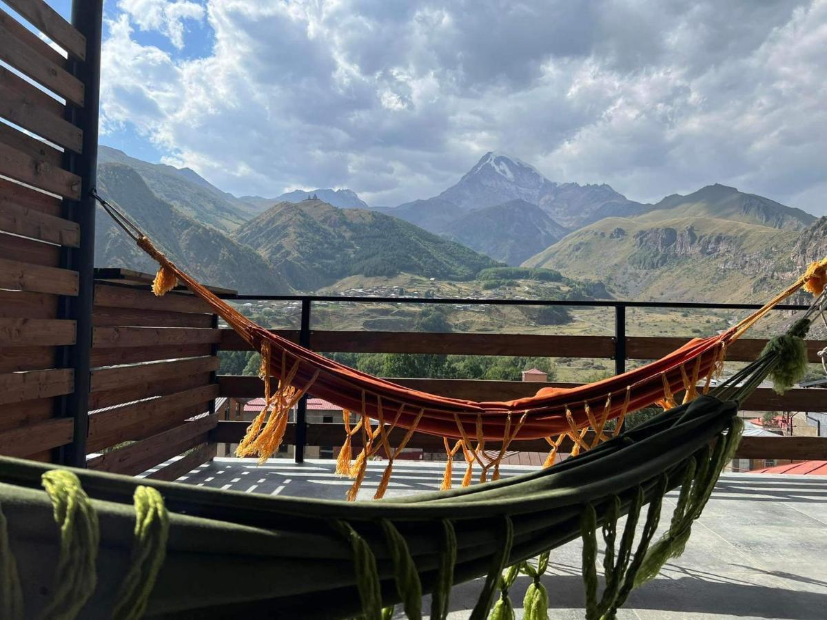 Capra Hotel Kazbegi Exterior foto